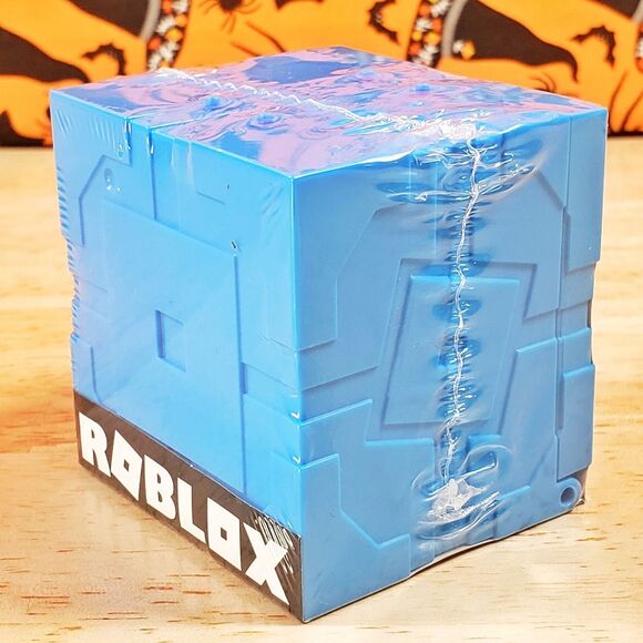 Roblox Series 9 Mystery Blind Box Exclusive Item With Virtual Item Code New - Picture 3 of 8